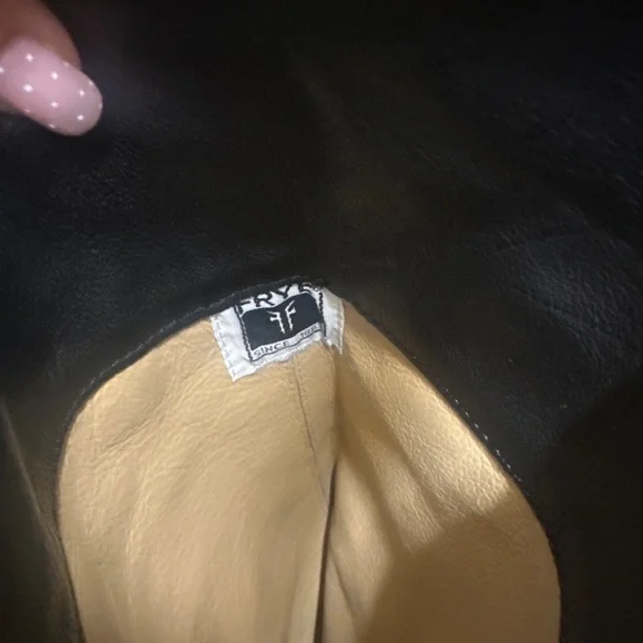 Tall Frye black leather boots - size 7 1/2 - Picture 4 of 5